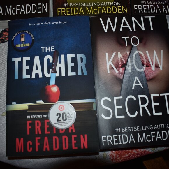 books - Picture 3 of 5